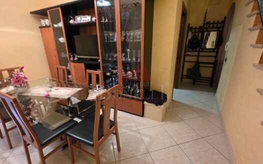 Casa singola con terrazza in via San Pietro