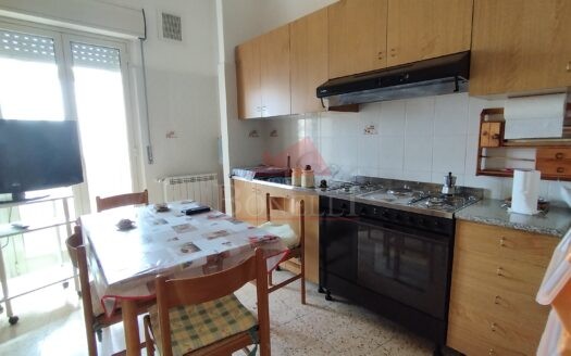 Appartamento con cantina in via Madonna della via